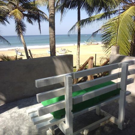 Uma Beach Home Bussa Exterior photo