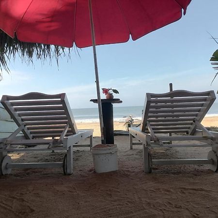 Uma Beach Home Bussa Exterior photo