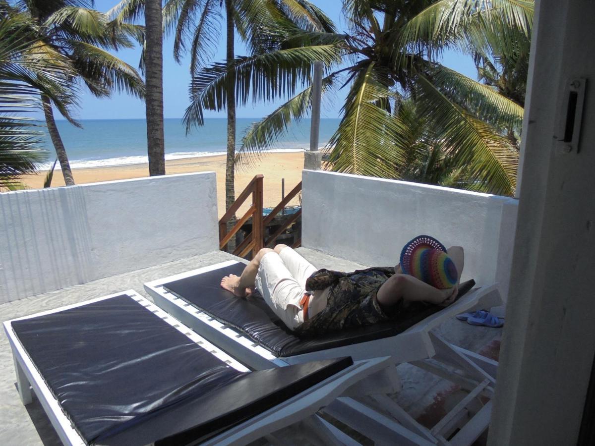 Uma Beach Home Bussa Exterior photo