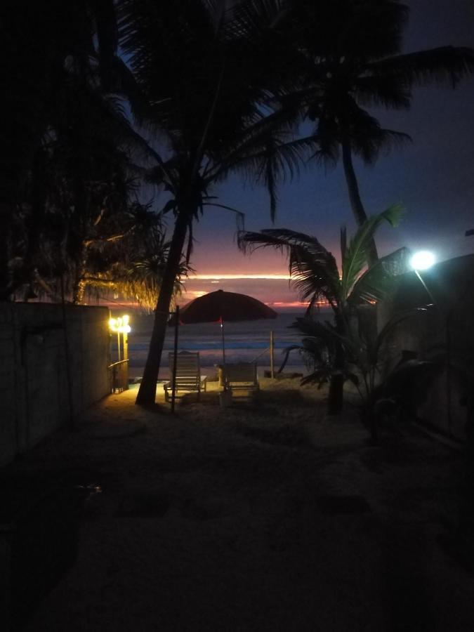 Uma Beach Home Bussa Exterior photo
