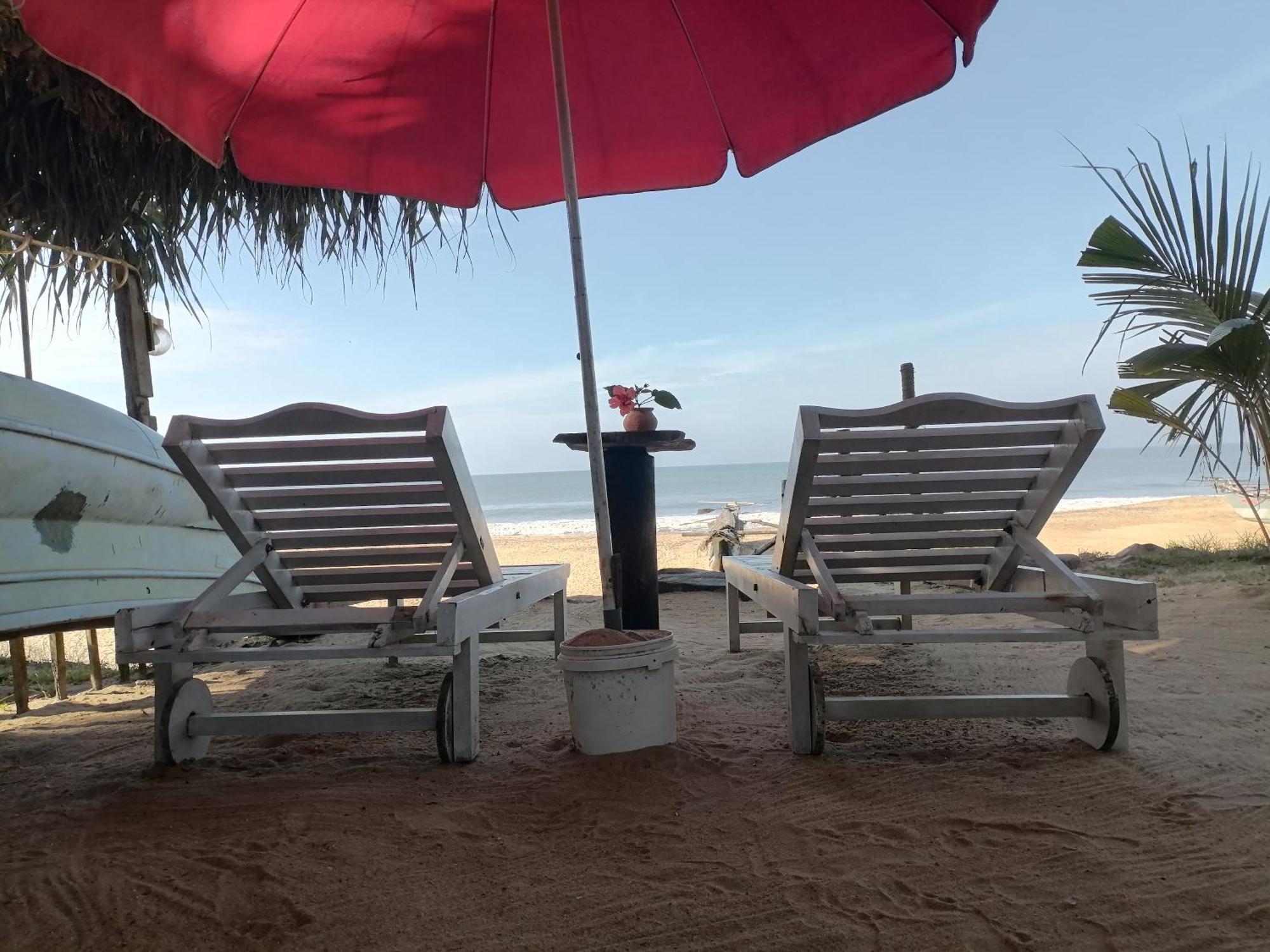 Uma Beach Home Bussa Exterior photo